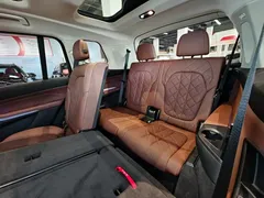 2023 BMW X7 xDrive40i Luxury Package, чёрный — фото 43