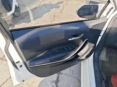 2021 Toyota Corolla Hybrid 1.8L E-CVT Elite, белый — фото 7