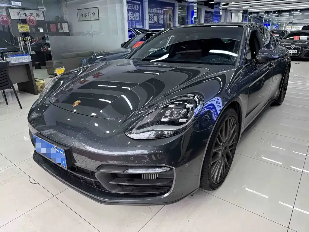 2023 Porsche Panamera 2.9T Platinum Edition