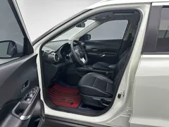 2022 Nissan Kicks 1.5L CVT XV Luxury, белый — фото 9