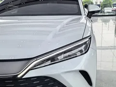 2025 BYD Song L PHEV 160km Smart Driving Exceed, белый — фото 9