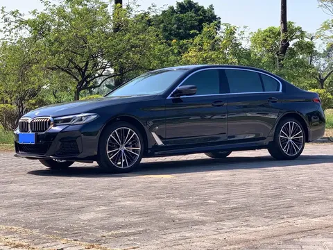 2023 BMW 5 Series 530Li Leading M Sport Package