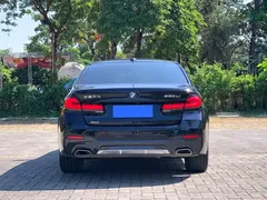 2023 BMW 5 Series 530Li Leading M Sport Package, чёрный — фото 5