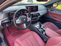 2023 BMW 5 Series 530Li Leading M Sport Package, чёрный — фото 7