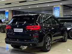 2022 BMW X5 40Li Premium M Sport Package, чёрный — фото 5