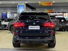 2022 BMW X5 40Li Premium M Sport Package, чёрный — фото 6