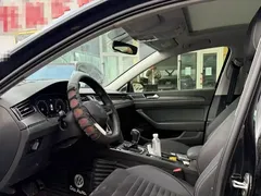 2020 Volkswagen Magotan 330TSI DSG Luxury, чёрный — фото 4
