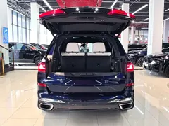 2021 BMW X7 xDrive40i Executive M Sport Package, синий — фото 9