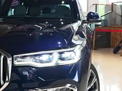 2021 BMW X7 xDrive40i Executive M Sport Package, синий — фото 11