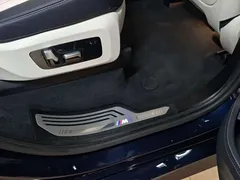 2021 BMW X7 xDrive40i Executive M Sport Package, синий — фото 26