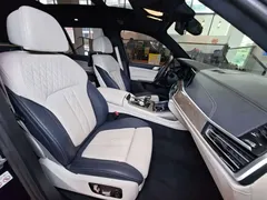 2021 BMW X7 xDrive40i Executive M Sport Package, синий — фото 29