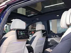 2021 BMW X7 xDrive40i Executive M Sport Package, синий — фото 34