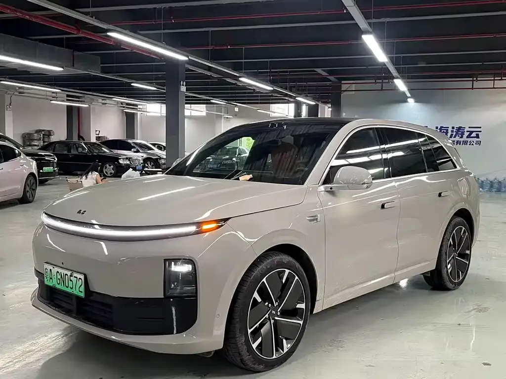 2025 Li Auto L6 Max