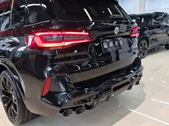 2022 BMW X5 M, чёрный — фото 13