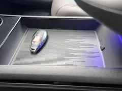 2024 Hongqi EH7 640 Pro+ 4WD — фото 19