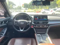2022 Honda Inspire Hybrid 2.0L, белый — фото 21