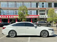 2022 Honda Inspire Hybrid 2.0L, белый — фото 33