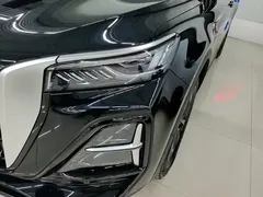 2025 Hongqi HS5 2.0T 2WD Qixiang Pro, чёрный — фото 5