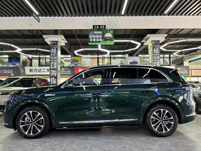 2026 Aito M7 EREV Ultra 4WD 5-seat 192-line Lidar