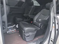 2021 Toyota Sienna 2.5L Hybrid Ultimate, белый — фото 6