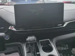 2021 Toyota Sienna 2.5L Hybrid Ultimate, белый — фото 12