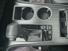 2021 Toyota Sienna 2.5L Hybrid Ultimate, белый — фото 13