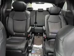 2021 Toyota Sienna 2.5L Hybrid Ultimate, белый — фото 14