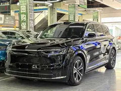 2026 Aito M7 EREV Ultra 4WD 5-seat 192-line Lidar, чёрный — фото 1