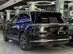 2026 Aito M7 EREV Ultra 4WD 5-seat 192-line Lidar, чёрный — фото 17