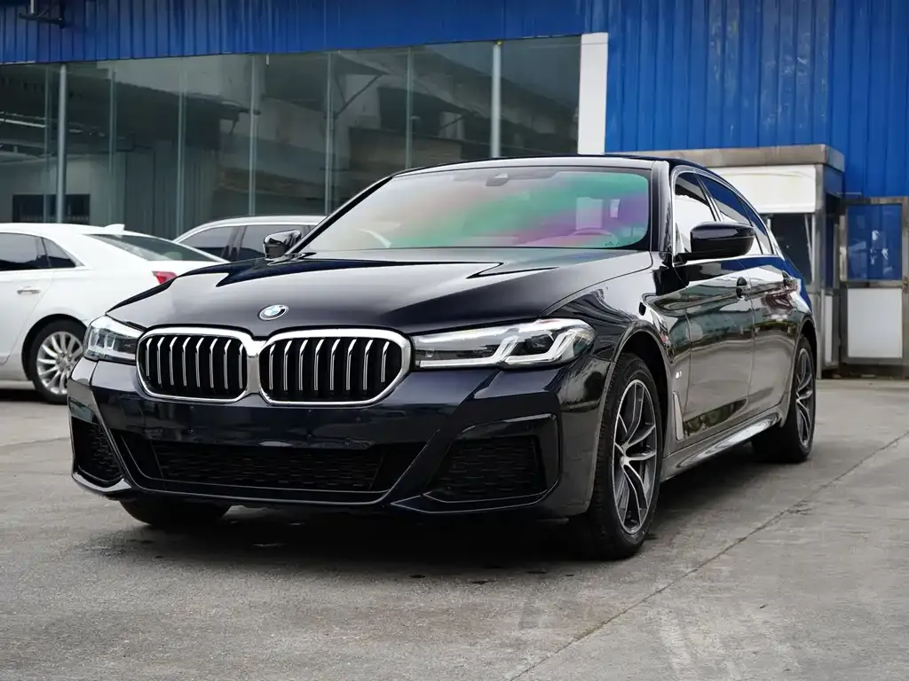 2022 BMW 5 Series 525Li M Sport Package