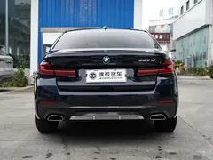2022 BMW 5 Series 525Li M Sport Package, чёрный — фото 8