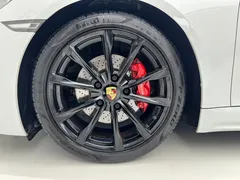 2020 Porsche 718 Boxster 2.0T, белый — фото 8