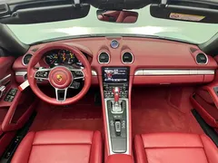 2020 Porsche 718 Boxster 2.0T, белый — фото 16