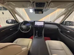 2024 Toyota Alphard 2.5L Hybrid Premium, чёрный — фото 25