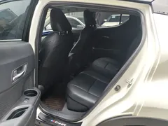 2021 Toyota C-HR 2.0L Luxury, белый — фото 5