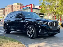 2022 BMW X5 40Li Premium M Sport Package, чёрный — фото 5