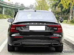 2021 Volvo S60 T4 Luxury, чёрный — фото 15
