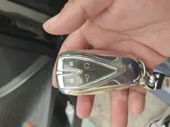 2022 Changan UNI-V 1.5T Premium — фото 12