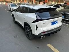 2023 Geely Atlas Cool 1.5TD, белый — фото 14