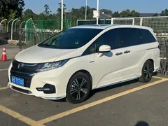 2021 Honda Odyssey 2.0L Premium, белый — фото 1