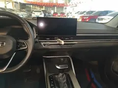 2023 Geely Emgrand 4th Gen Champion 1.5L CVT Premium — фото 13