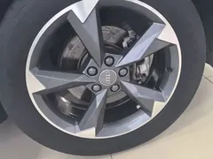 2021 Audi Q3 35 TFSI Elegant, белый — фото 5