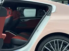 2021 BMW 8 Series 840i Gran Coupe M Sport Package, белый — фото 9