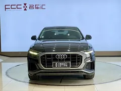2021 Audi Q8 55 TFSI Sport, чёрный — фото 2