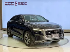 2021 Audi Q8 55 TFSI Sport, чёрный — фото 3