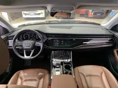 2021 Audi Q8 55 TFSI Sport, чёрный — фото 11