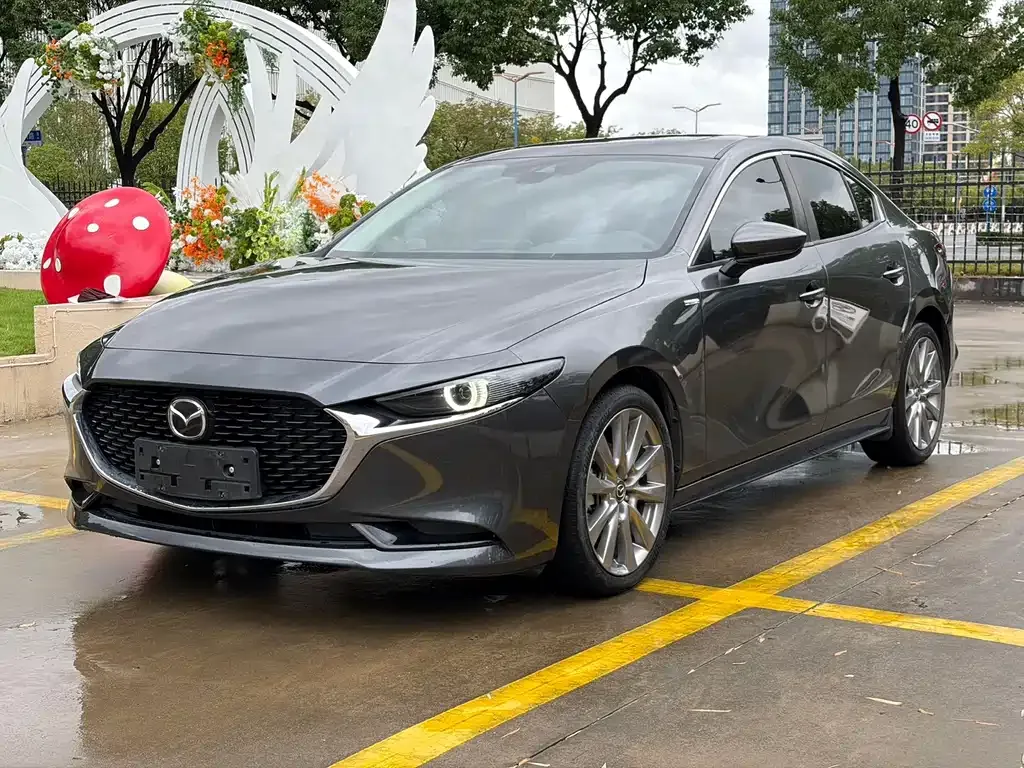 2022 Mazda 3 2.0L AT