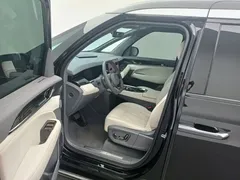 2024 Zeekr 009 6-Seat Executive 4WD 108kWh, чёрный — фото 11