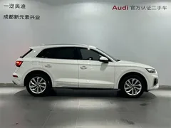 2022 Audi Q5L 40T Luxury Dynamic, белый — фото 3