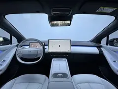 2024 Xpeng P7+ Ultra Long Range Max — фото 15